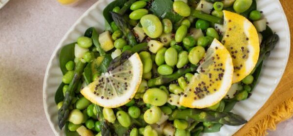 MapleFarm Insalata primaverile con dressing allo sciroppo d'acero - ricetta